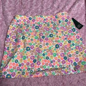 Floral mini skirt